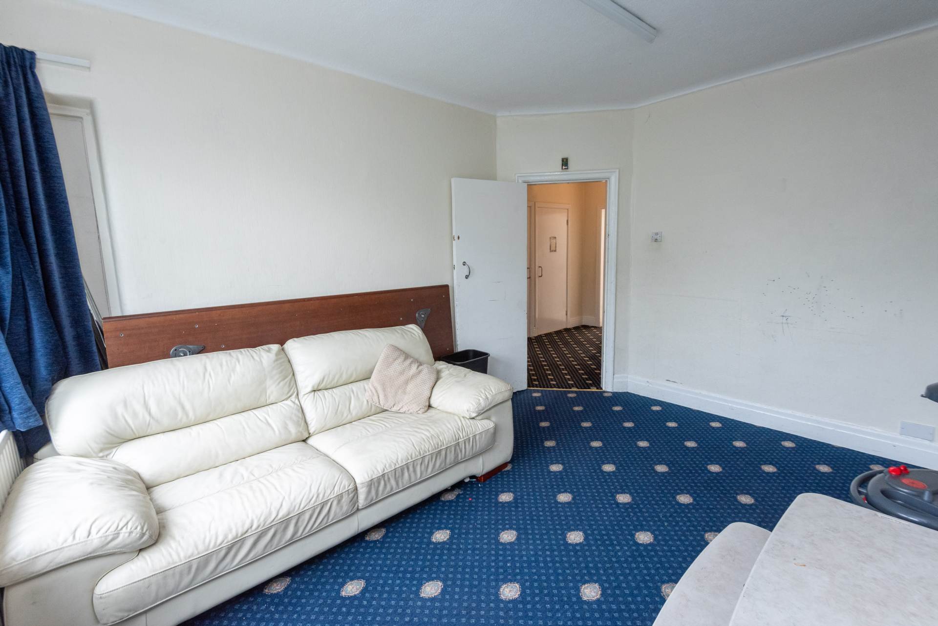 Castleton Road, Salford, Image 6
