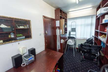 Castleton Road, Salford, Image 15