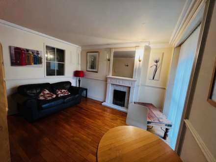 Ashgrove House, Elland, Image 10