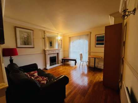 Ashgrove House, Elland, Image 8