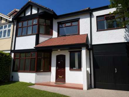 4 Bedroom Semi-Detached, Brantwood Road, Salford