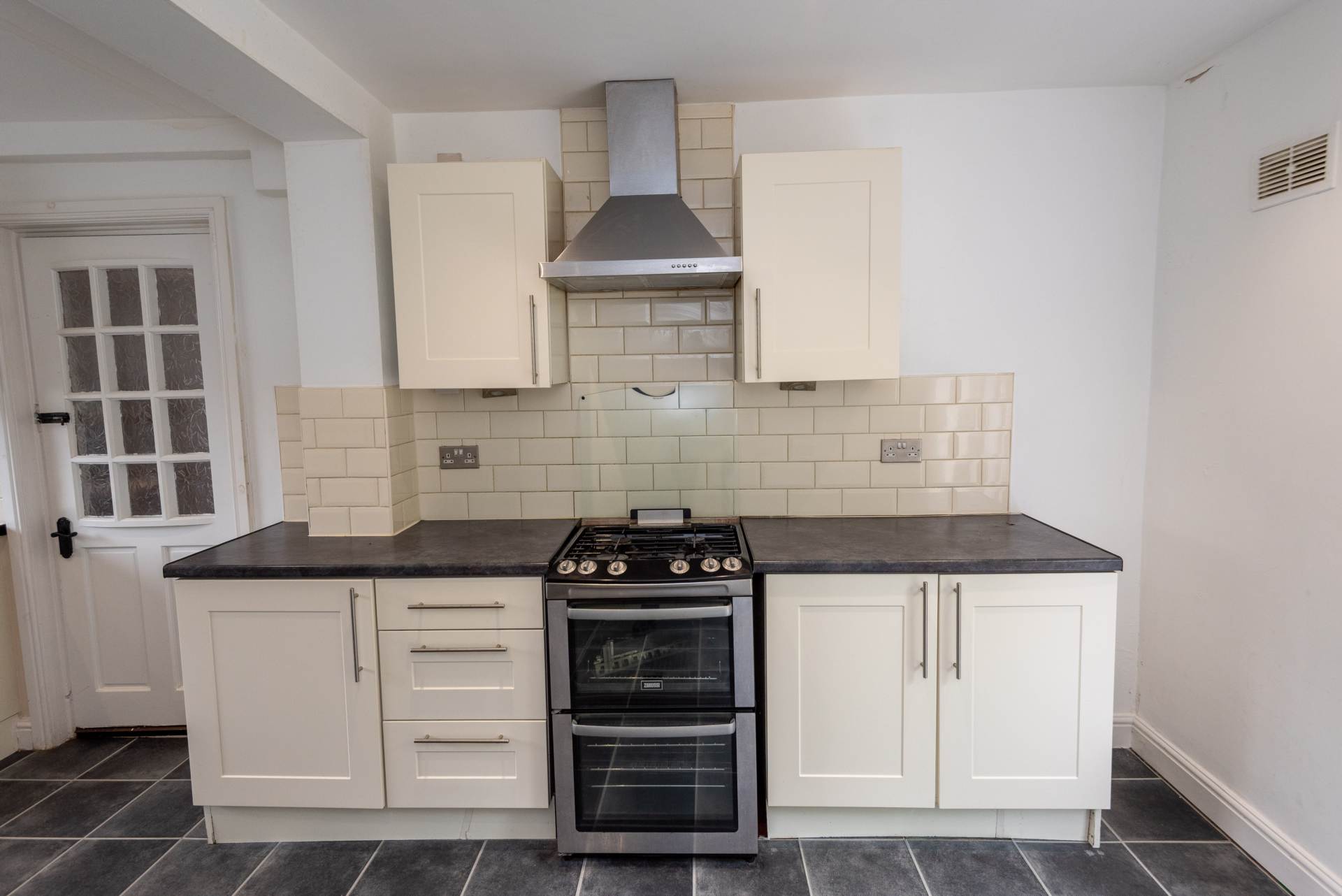 Rainsough Avenue, Prestwich, Image 10