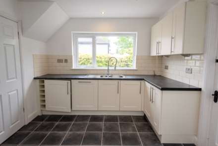 Rainsough Avenue, Prestwich, Image 9