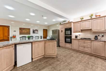 Ingledene Avenue, Broughton Park, Image 14