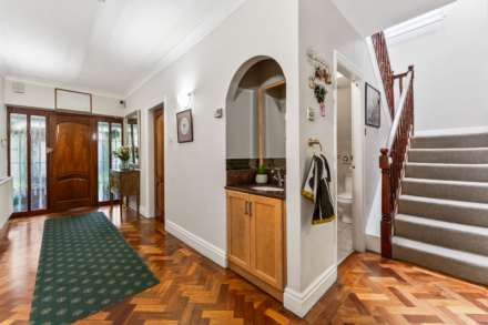 Ingledene Avenue, Broughton Park, Image 2