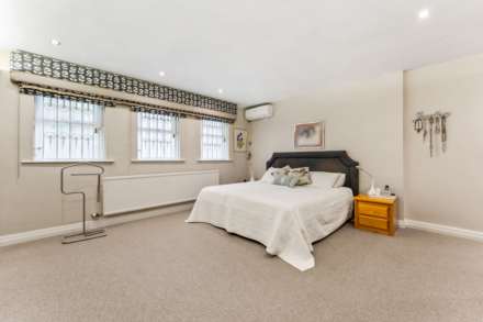 Ingledene Avenue, Broughton Park, Image 21