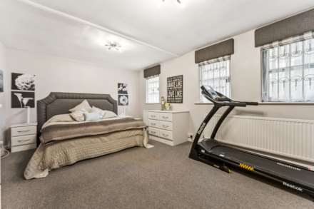 Ingledene Avenue, Broughton Park, Image 26