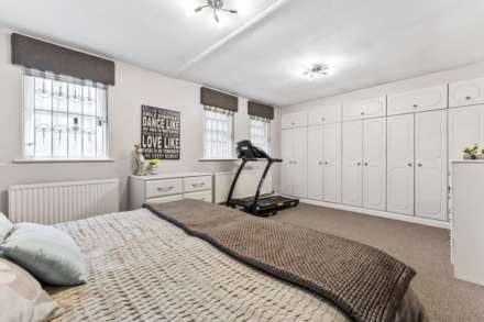 Ingledene Avenue, Broughton Park, Image 27