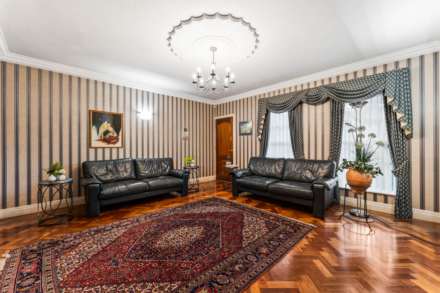 Ingledene Avenue, Broughton Park, Image 4
