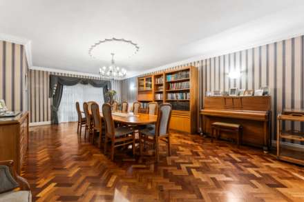 Ingledene Avenue, Broughton Park, Image 6