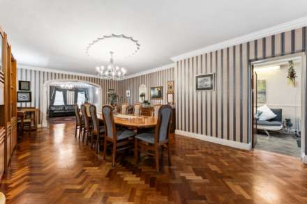 Ingledene Avenue, Broughton Park, Image 7