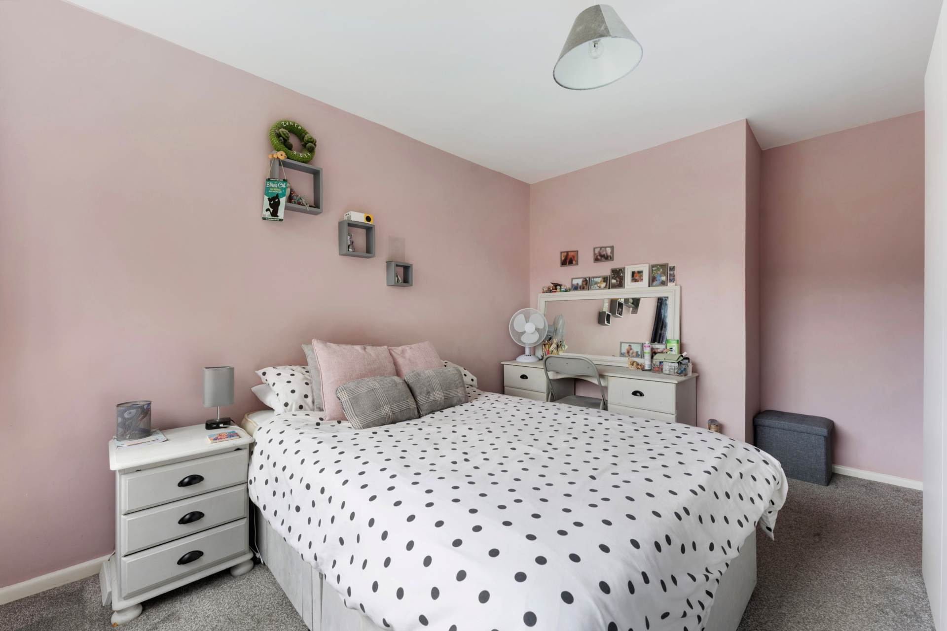 March Drive, Bury, Image 15