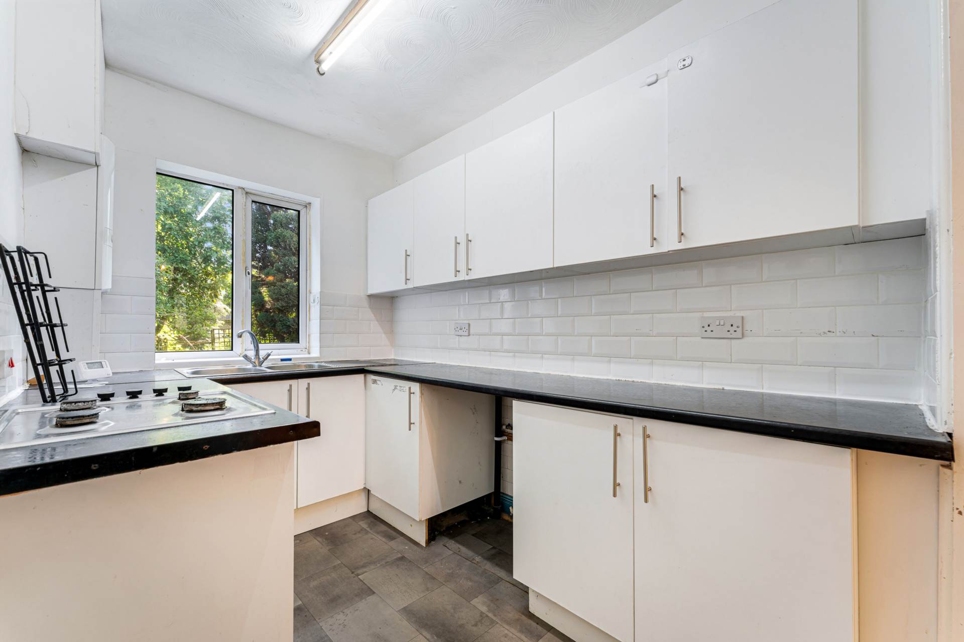 Brookside Drive, Salford, Image 6