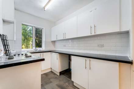 Brookside Drive, Salford, Image 6