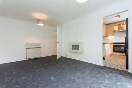 Villiers Court, Whitefield, Image 4