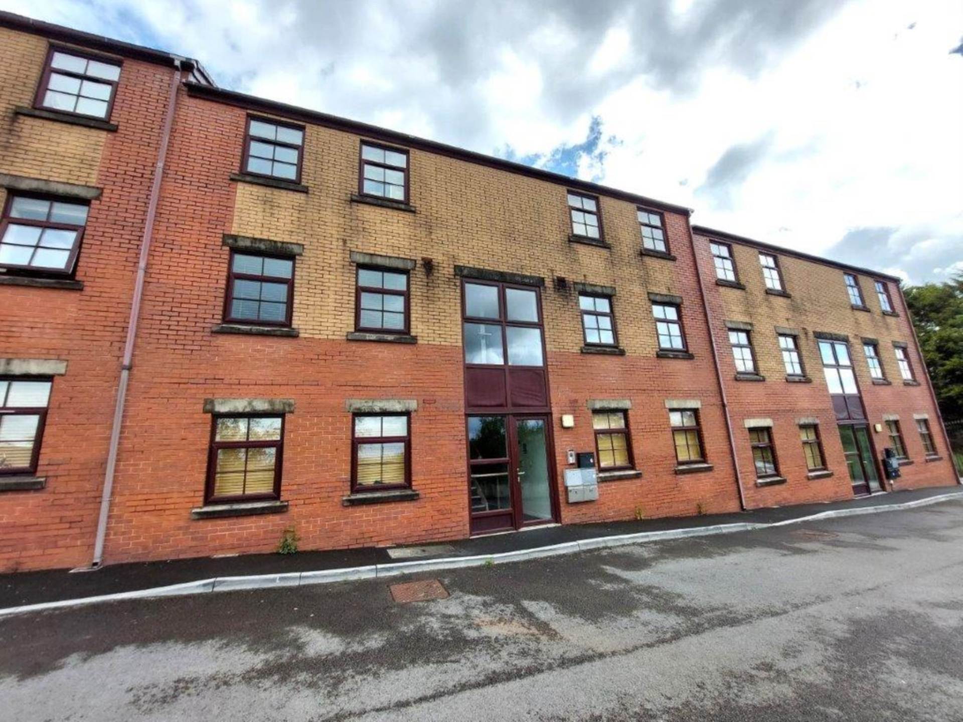 Turners Place, 433 Whitworth Road, Image 1