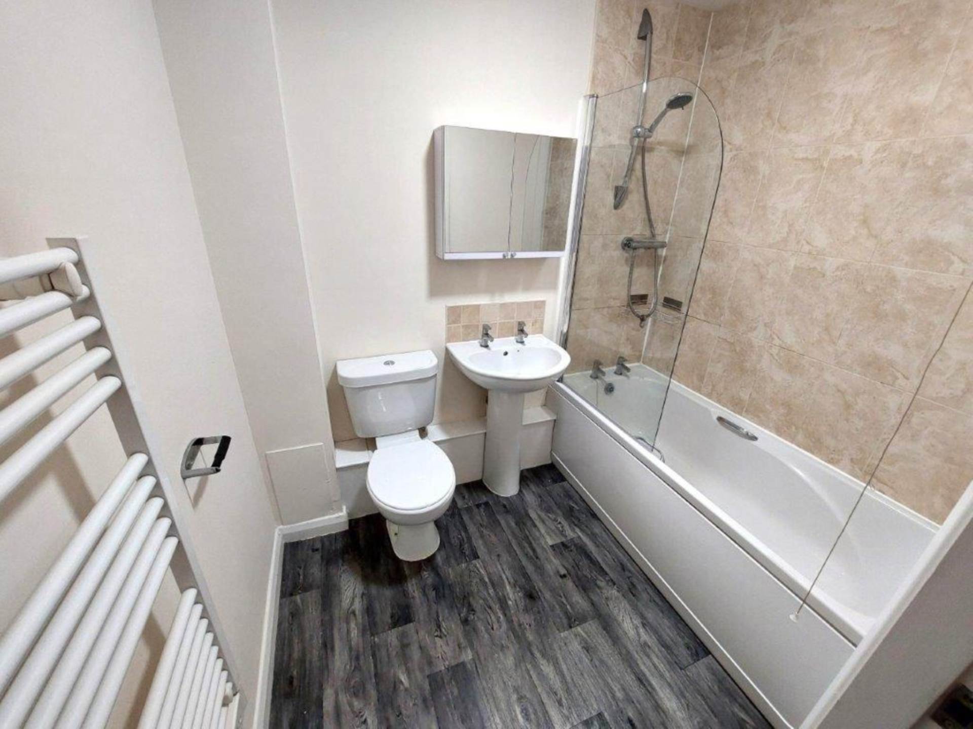 Turners Place, 433 Whitworth Road, Image 3