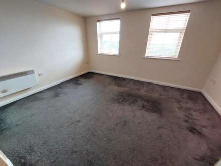 Turners Place, 433 Whitworth Road, Image 8