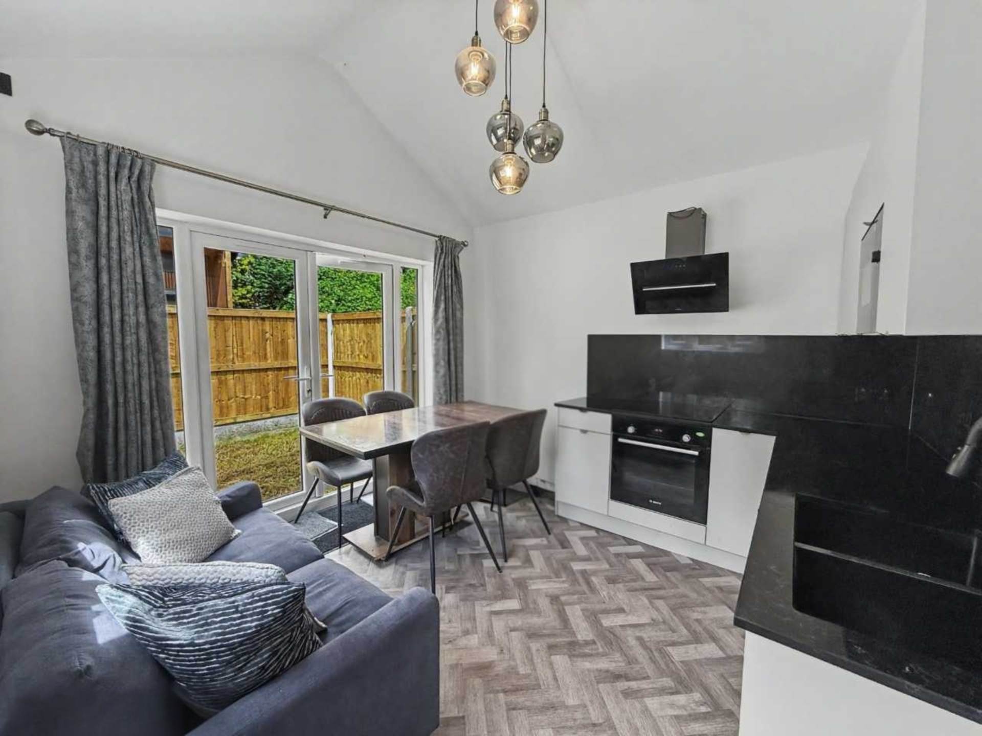 Okeover Road, Salford, Image 17