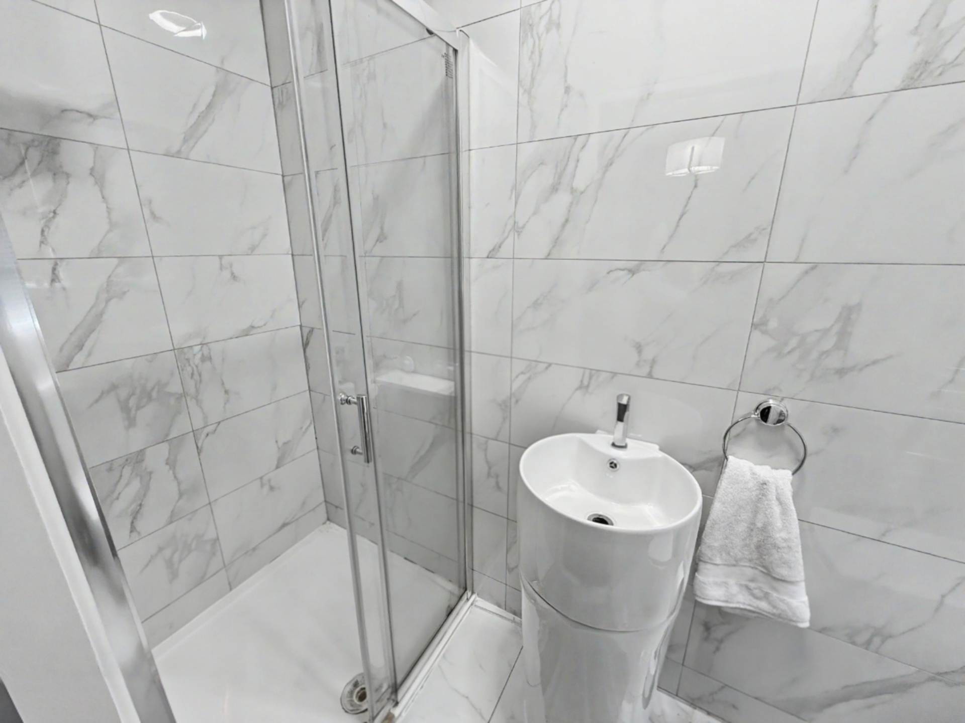 Okeover Road, Salford, Image 12