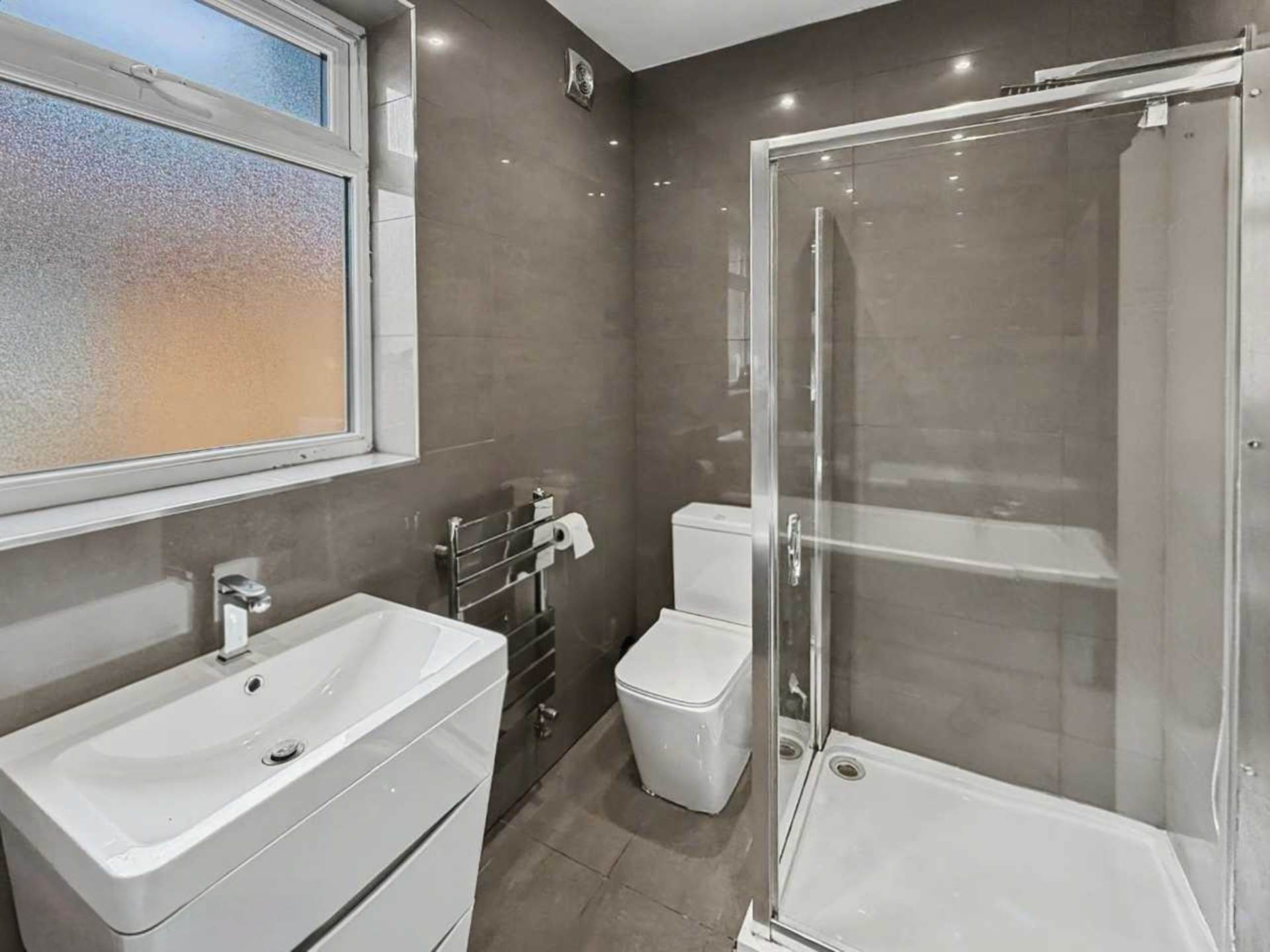 Okeover Road, Salford, Image 24