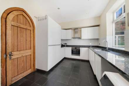 Lower Broughton Road, Salford, Image 10