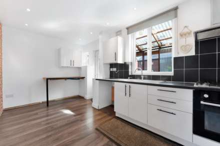 Argyle Avenue, Whitefield, Image 7