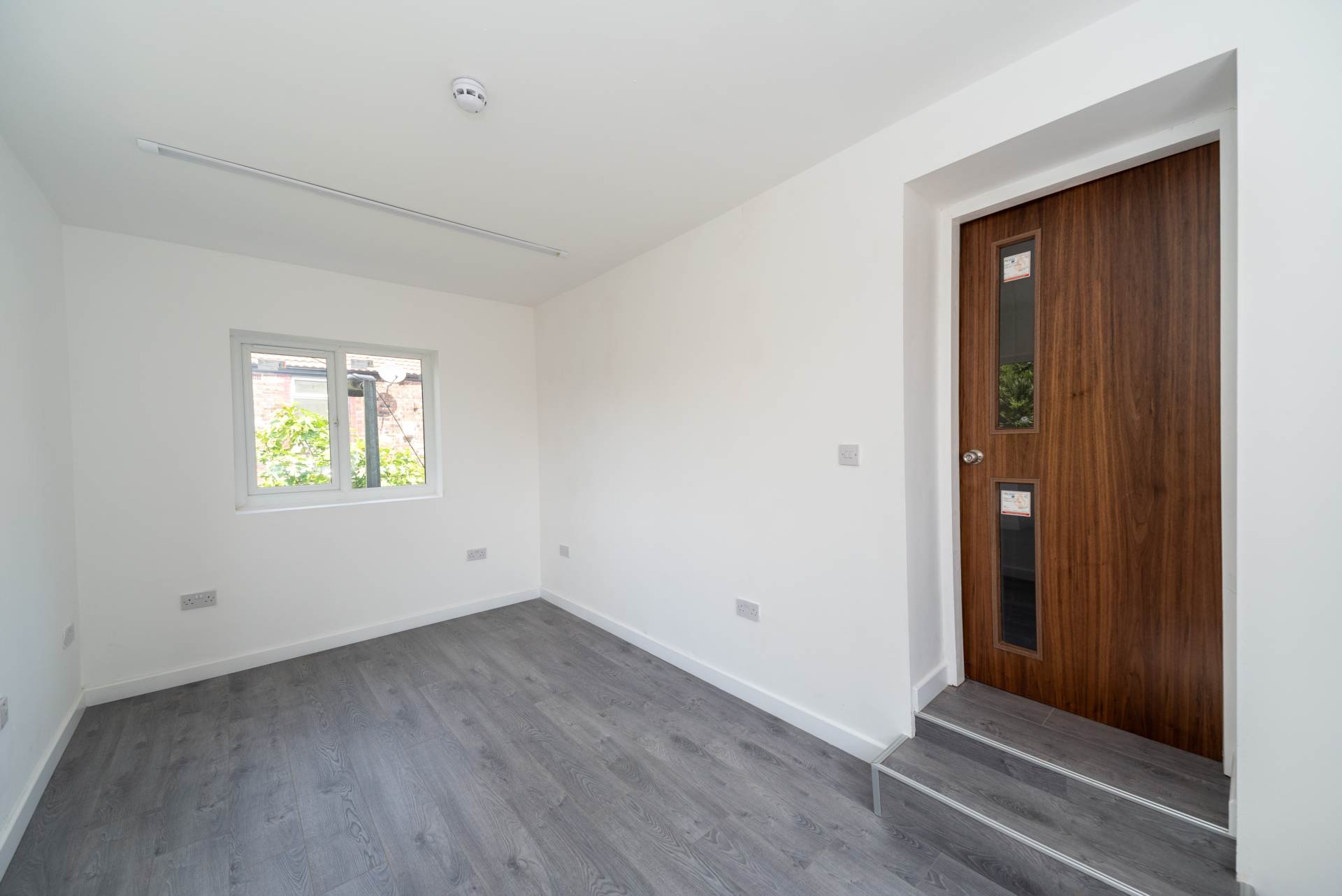Bury New Road, Salford, Image 8