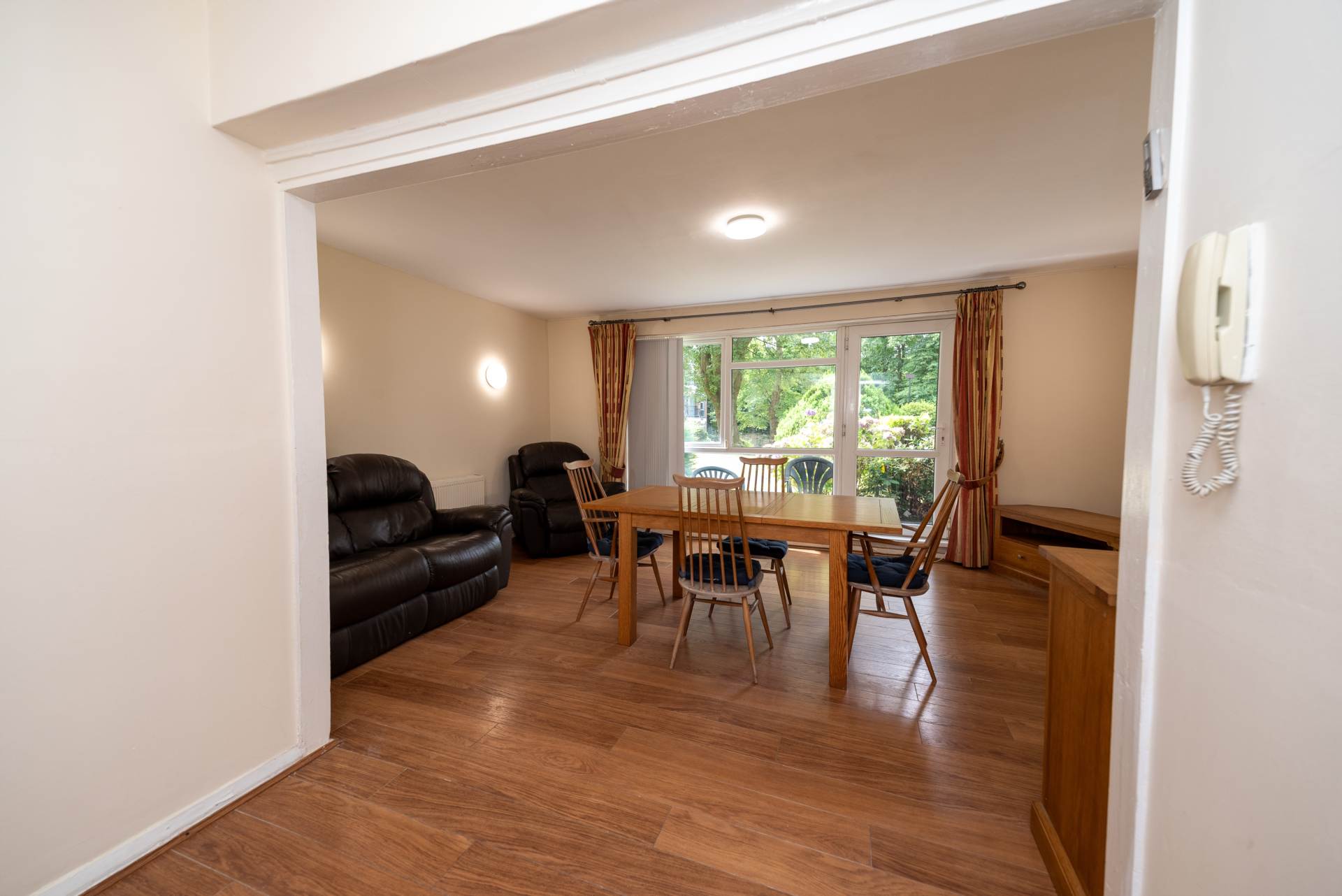 Milton Court, Salford, Image 11