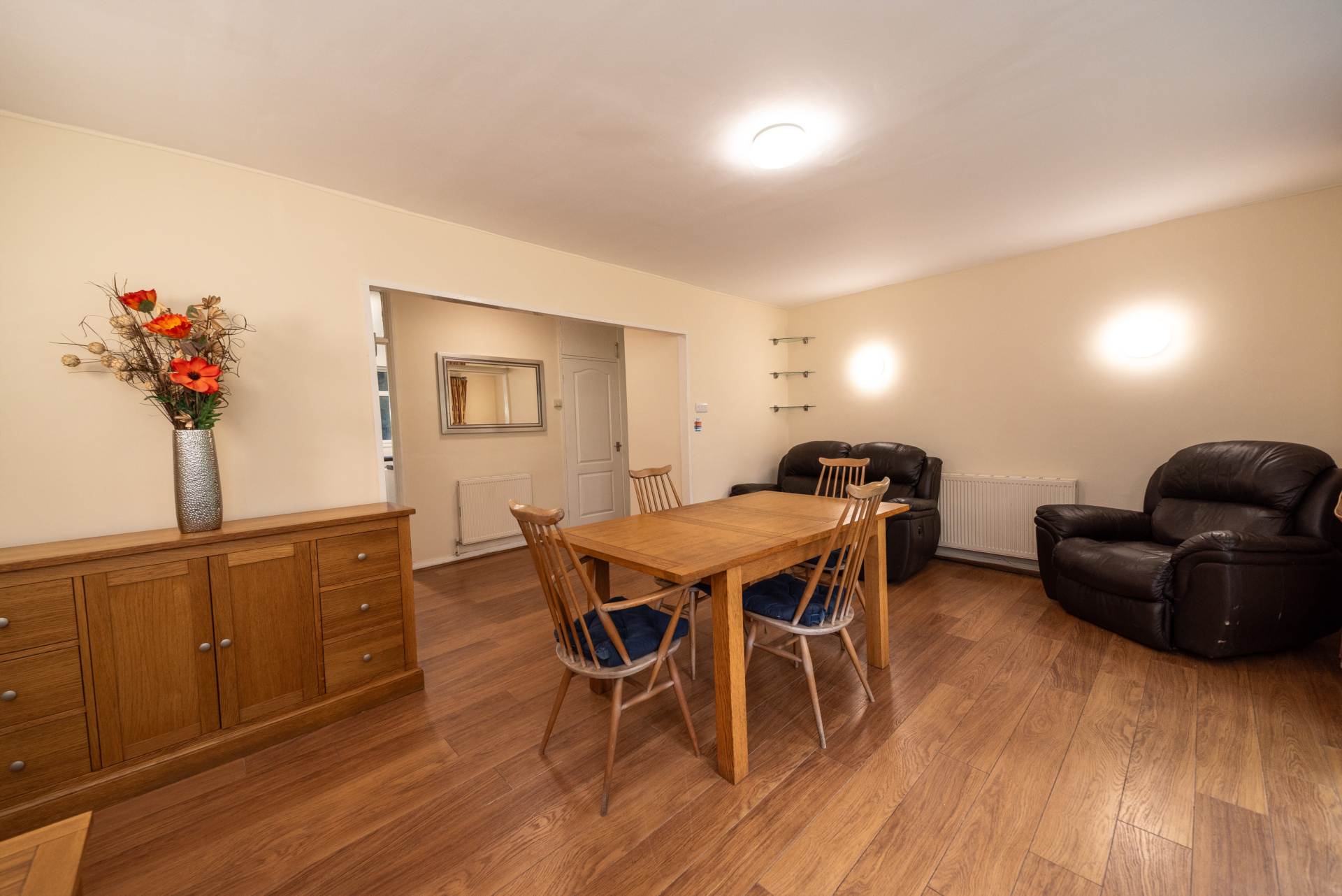 Milton Court, Salford, Image 14