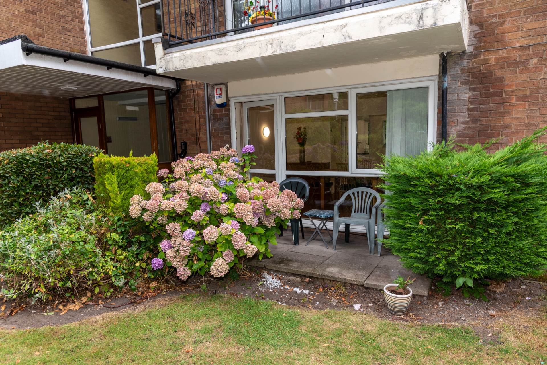 Milton Court, Salford, Image 27