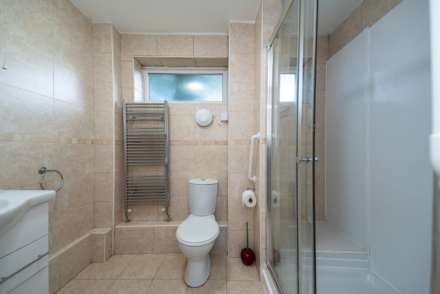 Milton Court, Salford, Image 16