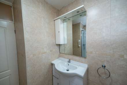 Milton Court, Salford, Image 18