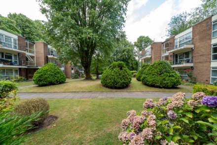 Milton Court, Salford, Image 28