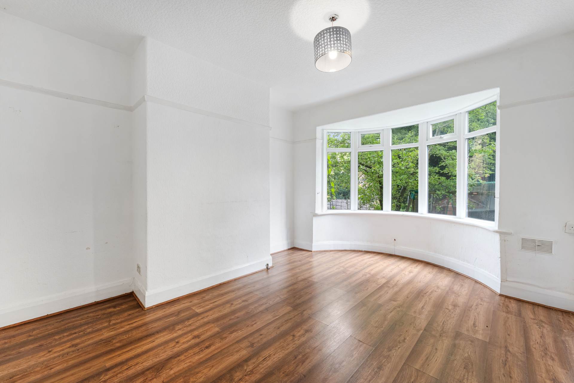 Balmoral Avenue, Whitefield, Image 6