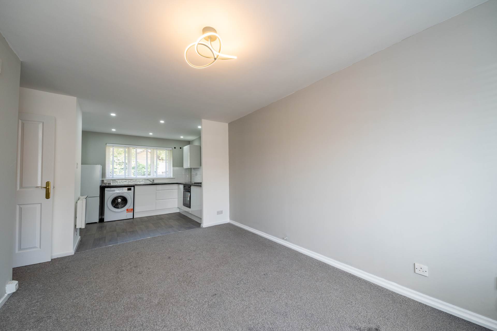 Watkins Drive, Manchester, Image 5