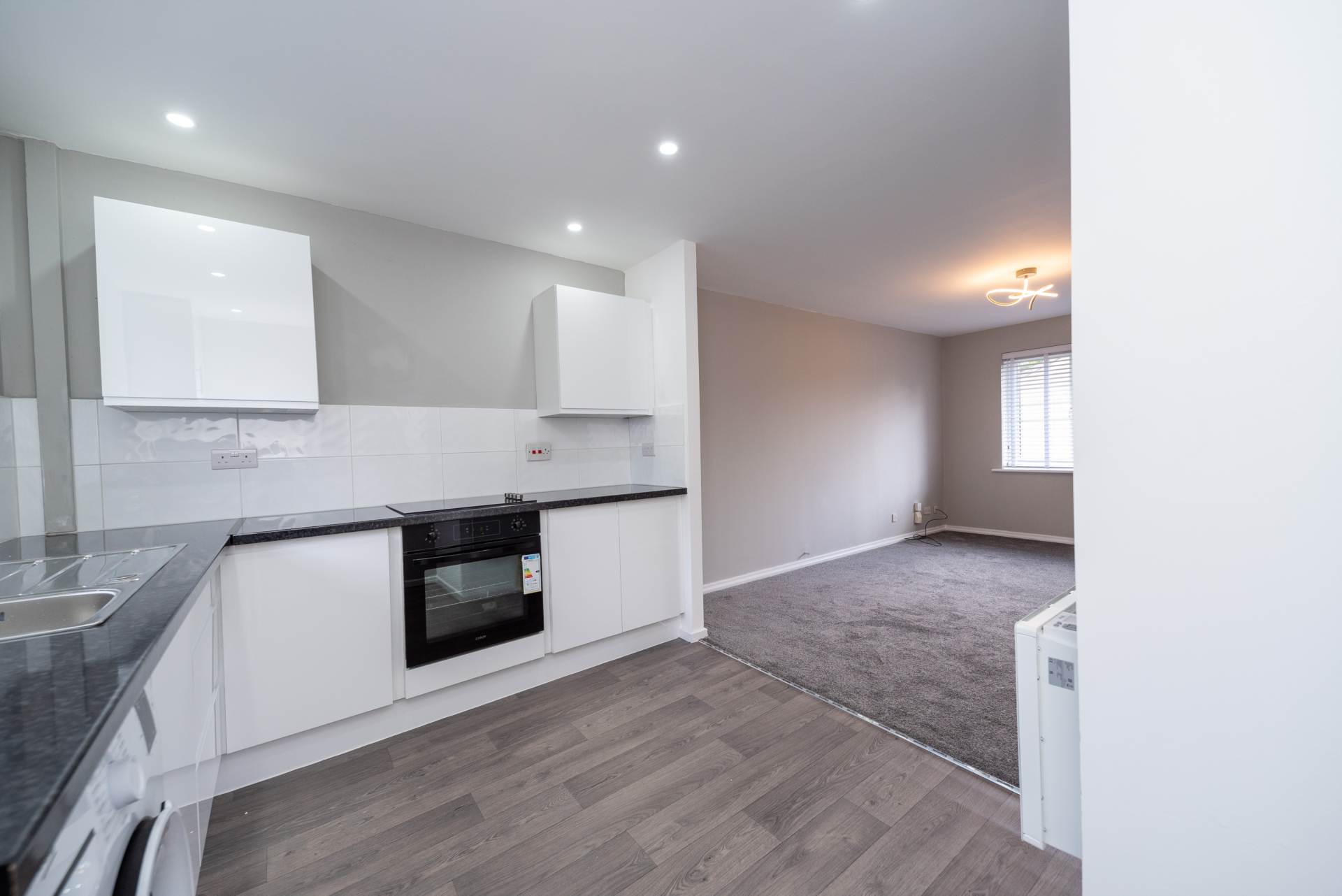 Watkins Drive, Manchester, Image 9