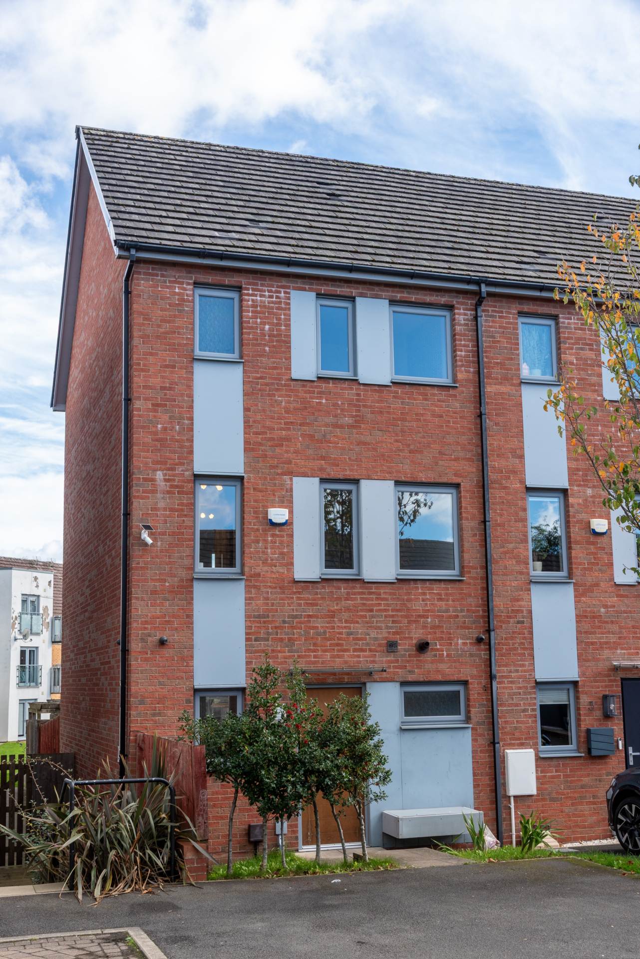 Dickens Close, Salford, Image 2