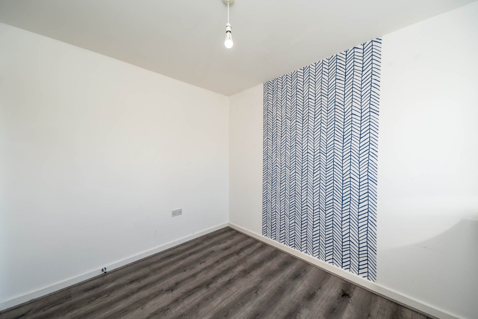 Dickens Close, Salford, Image 35