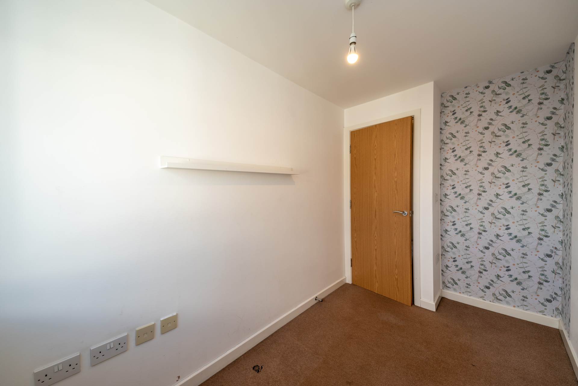 Dickens Close, Salford, Image 37