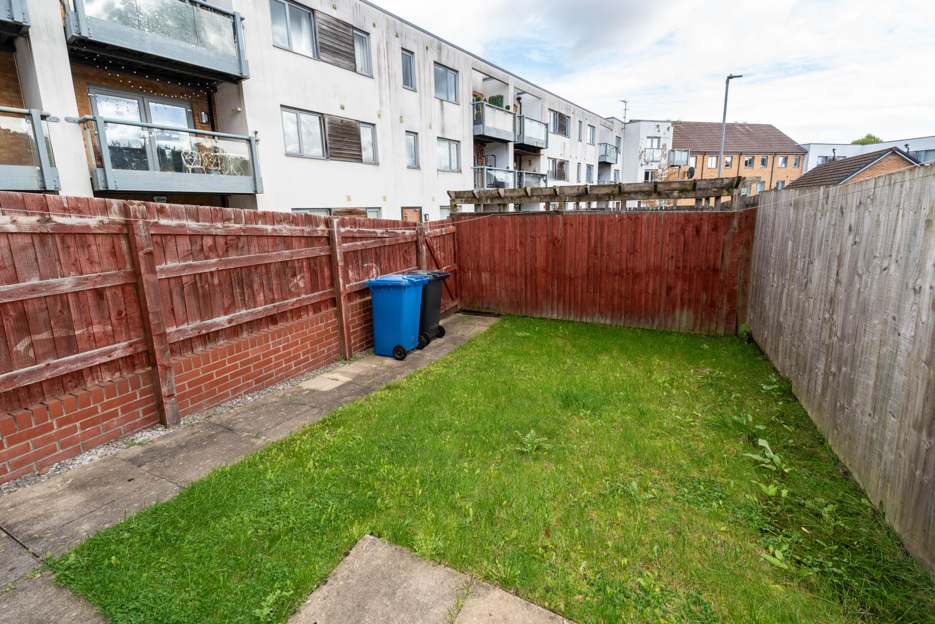Dickens Close, Salford, Image 42