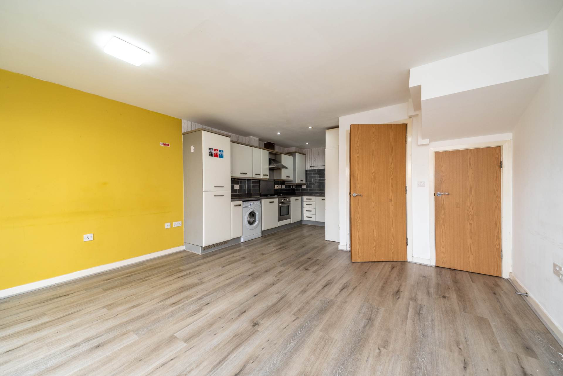 Dickens Close, Salford, Image 9