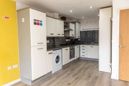 Dickens Close, Salford, Image 10
