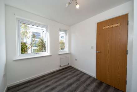 Dickens Close, Salford, Image 26