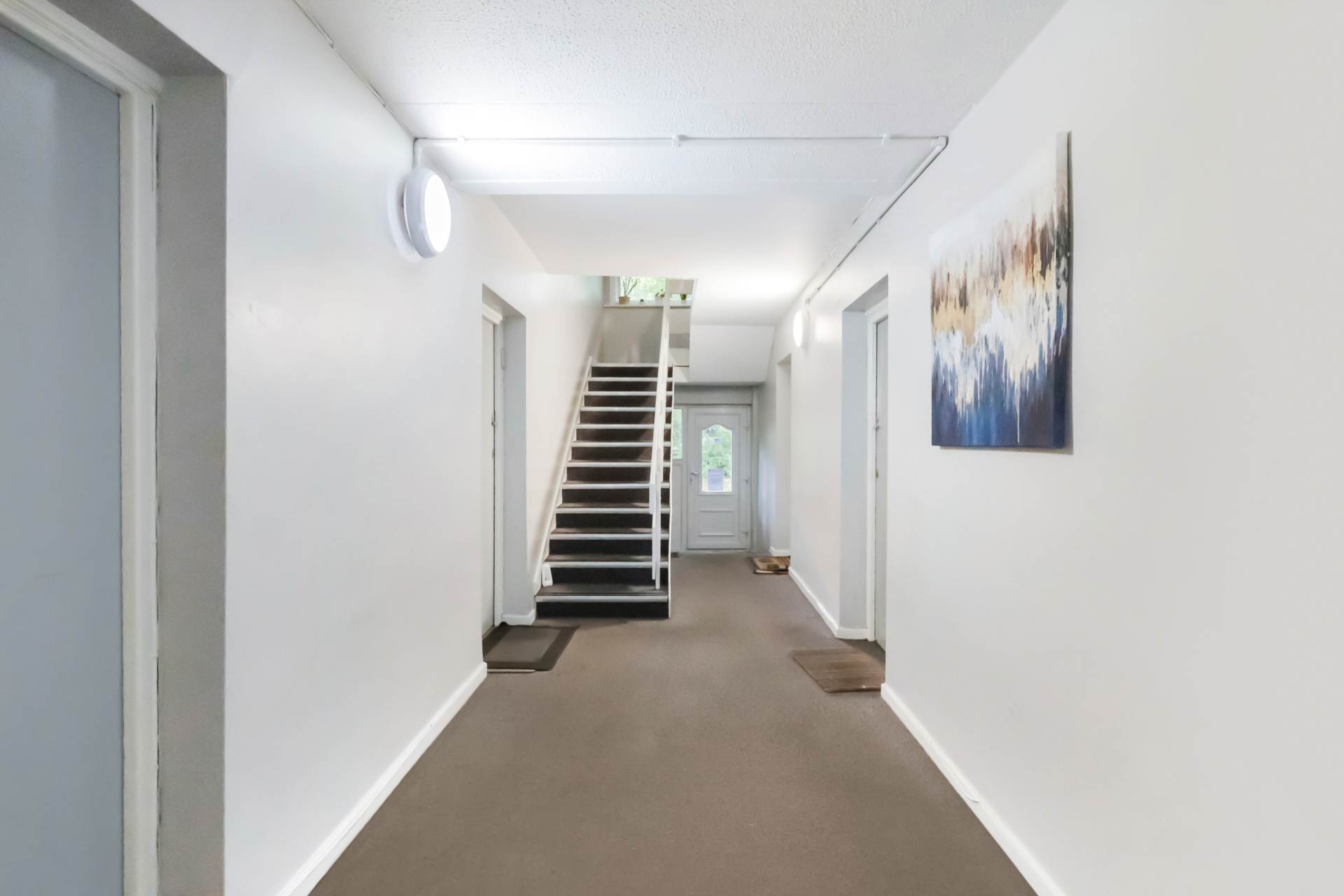 Moor End Court, Salford, Image 2