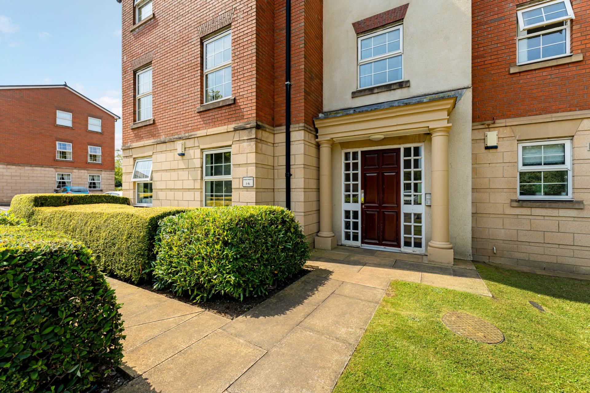 Wentworth Court, Whitefield, Image 15