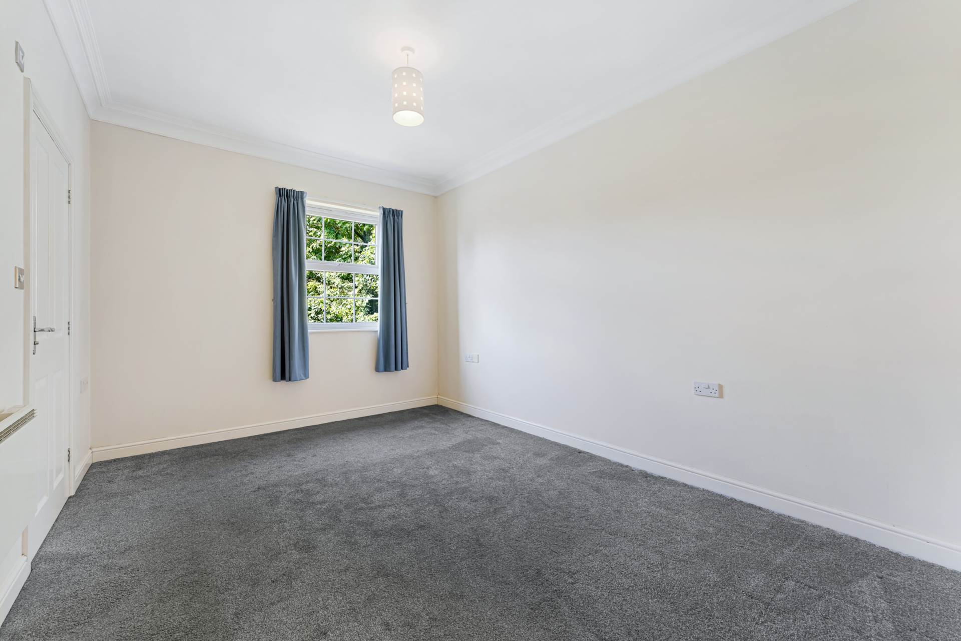 Wentworth Court, Whitefield, Image 8
