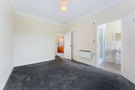Wentworth Court, Whitefield, Image 9
