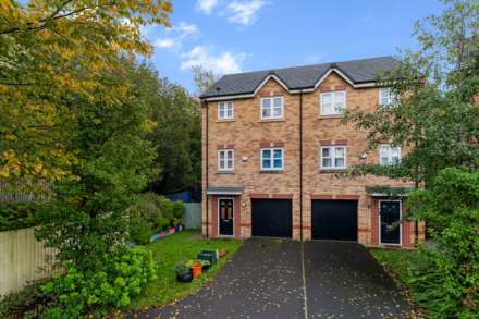 Racecourse Way, Salford, Image 1