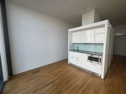 Abito, Salford, Image 4